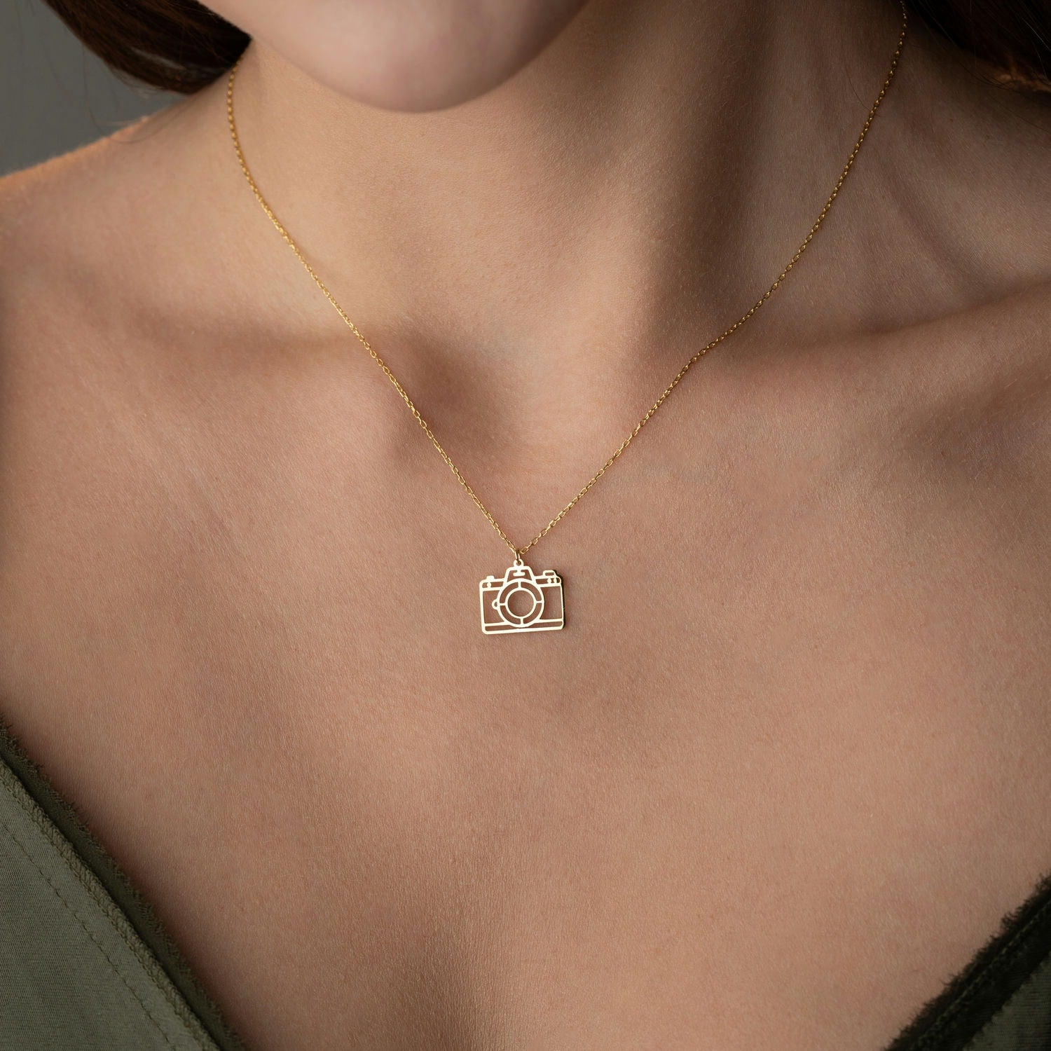Capture The Moment Camera Necklace