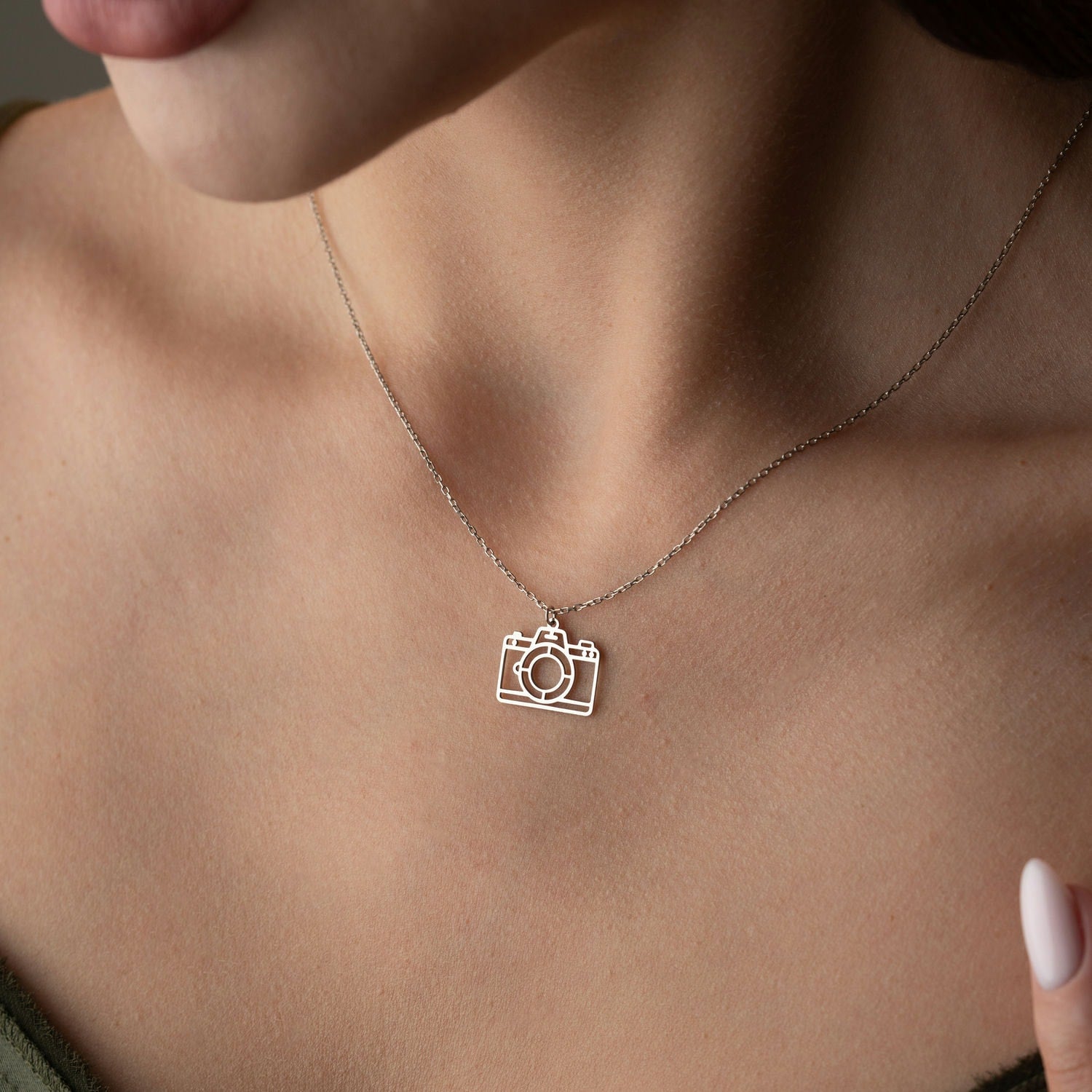 Capture The Moment Camera Necklace